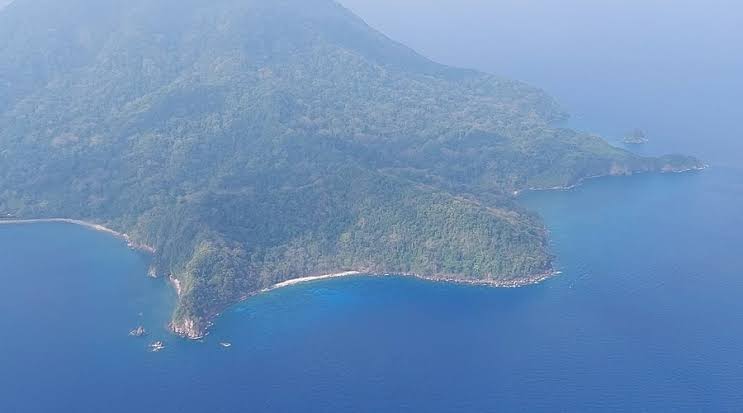 Barren Island Day Trip photo 1